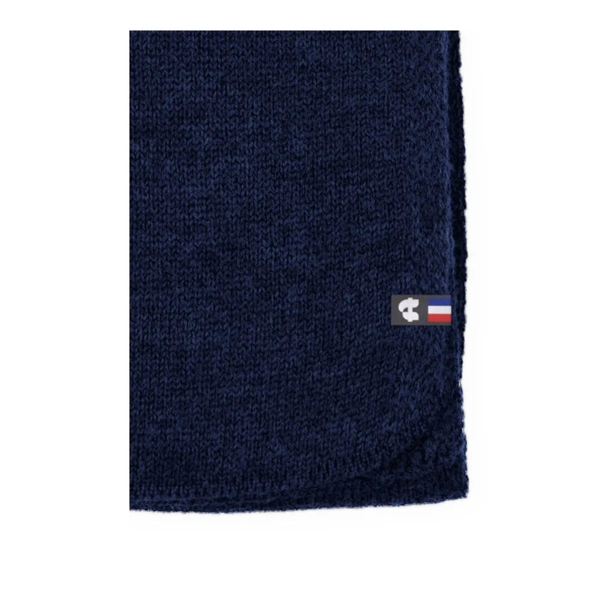 Détail de la maille d'une écharpe en cachemire et laine Marine Léman avec son étiquette tricolore – PALÂBA