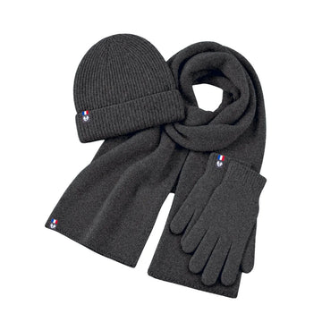 Ensemble bonnet, écharpe et gants tactiles en laine mérinos Roc Meije, posé à plat avec étiquettes tricolores – PALÂBA