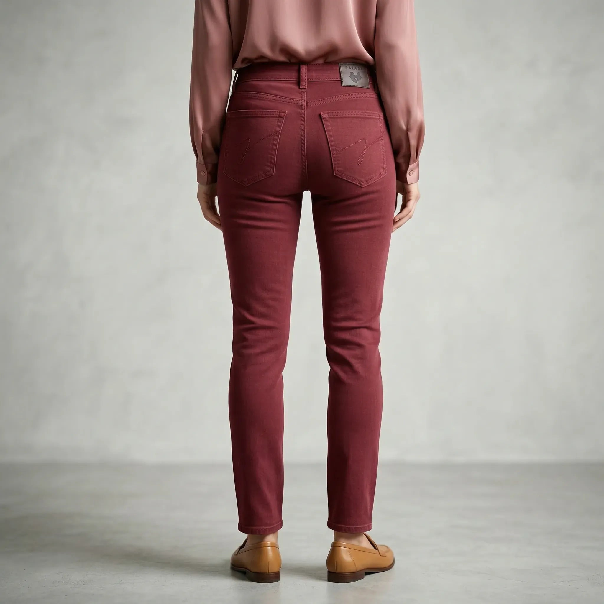 JEAN FEMME BORDEAUX COUPE AJUSTEE FABRIQUE EN FRANCE