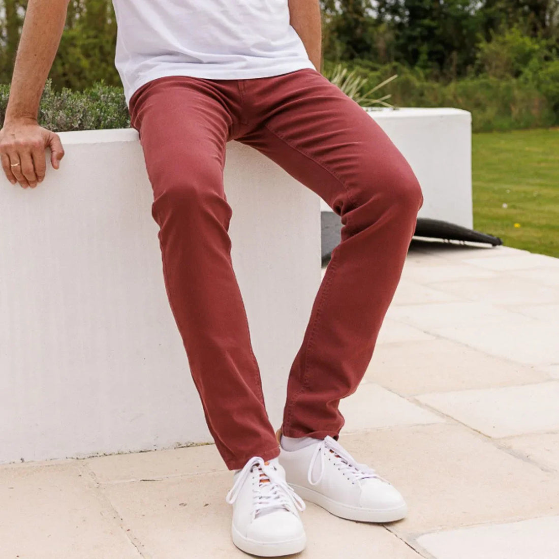 jeanpour homme bordeaux coupe ajustée marque PALABA