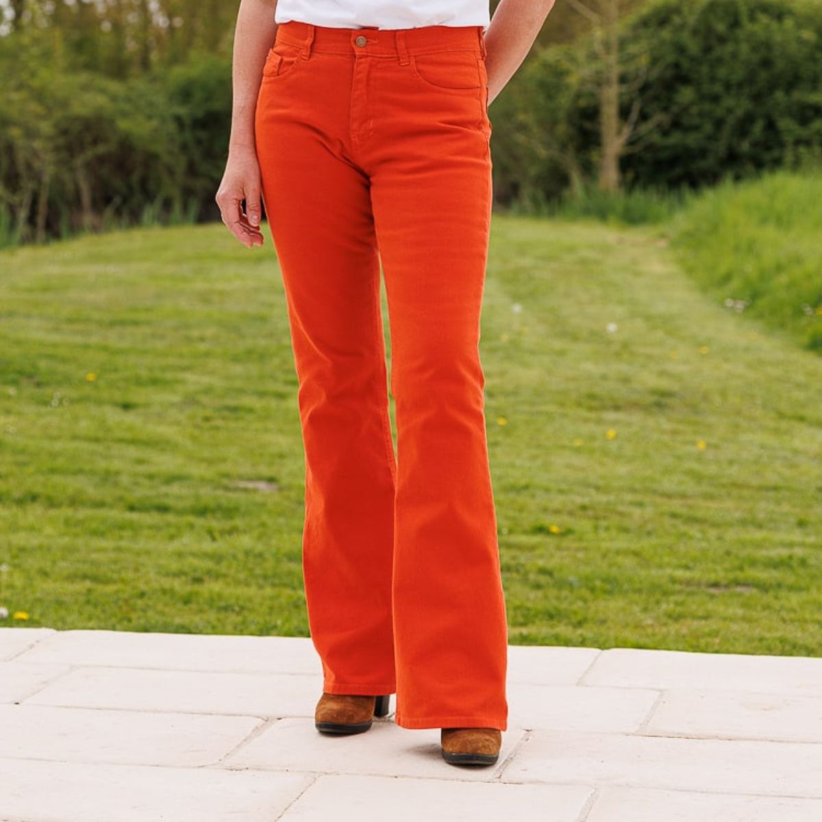 jean pour femme orange coupe large