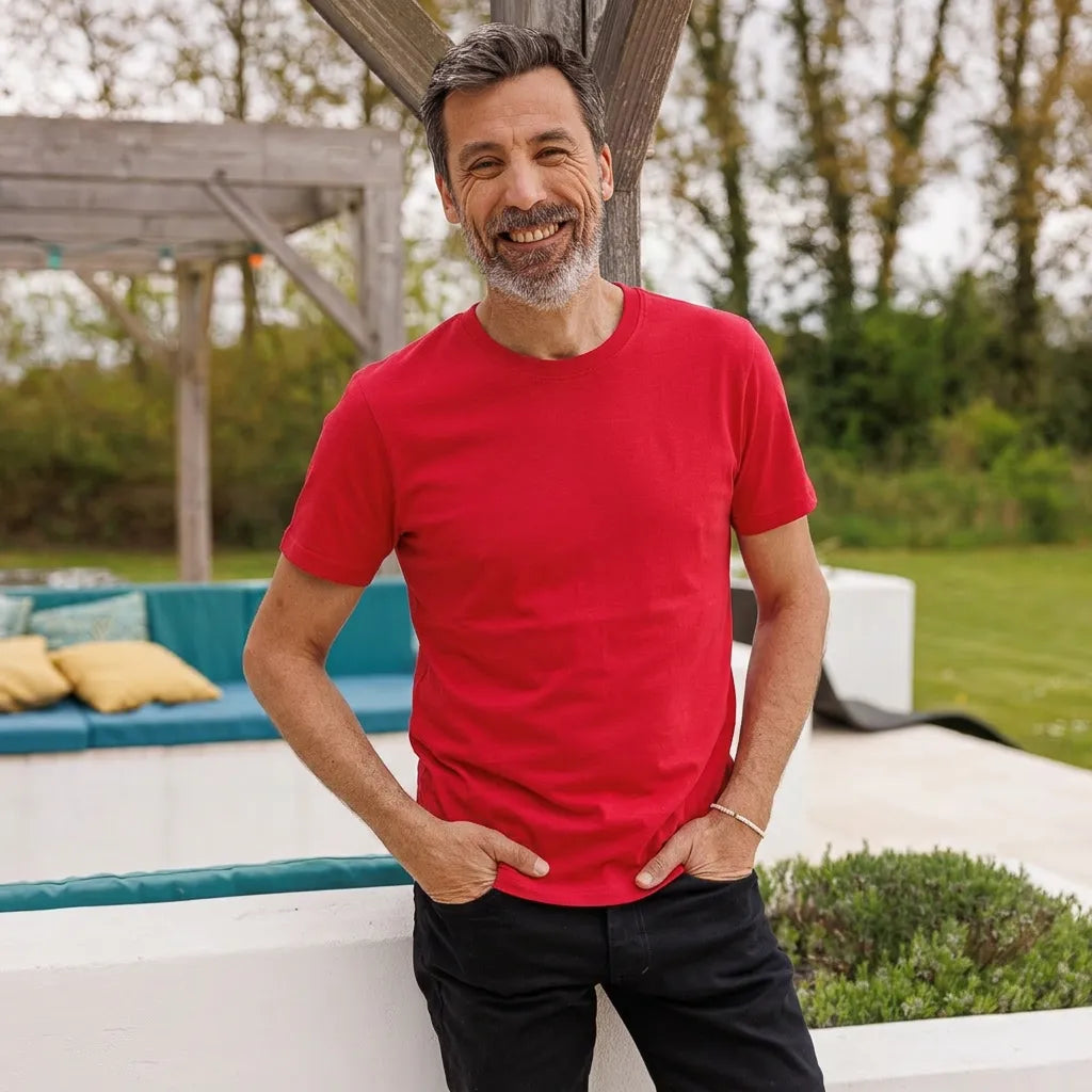 t-shirt pour homme rouge en coton bio et col rond fabriqué en France marque PALÂBA